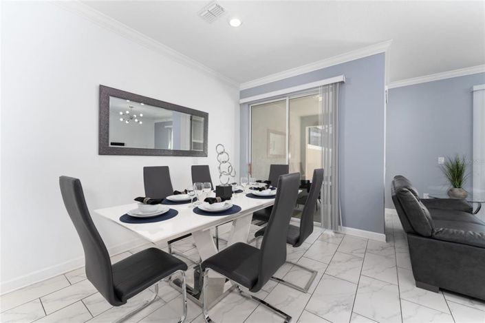 Image No.4-4 Bed Townhouse for sale