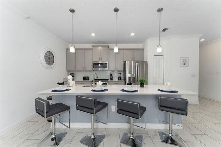 Image No.7-4 Bed Townhouse for sale