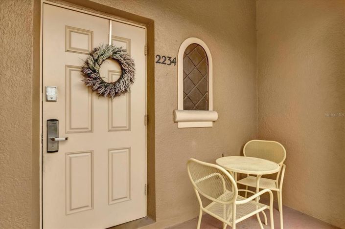 Image No.2-3 Bed Townhouse for sale