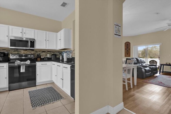 Image No.5-3 Bed Townhouse for sale