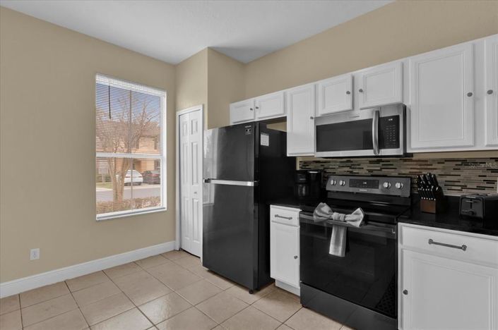 Image No.6-3 Bed Townhouse for sale