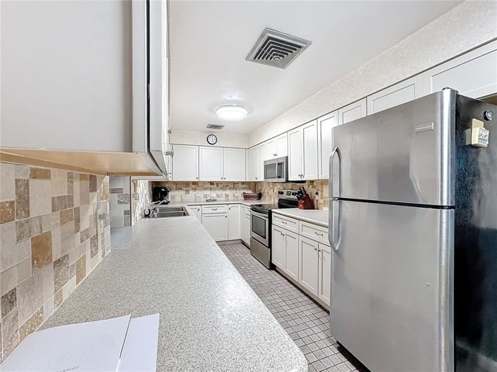 Image No.11-5 Bed Property for sale