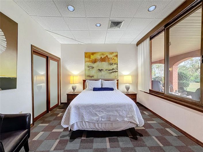 Image No.29-5 Bed Property for sale