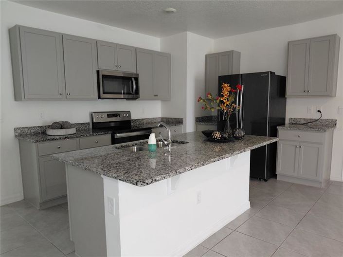 Image No.7-3 Bed Property for sale