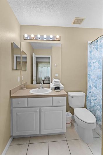 Image No.18-6 Bed Property for sale