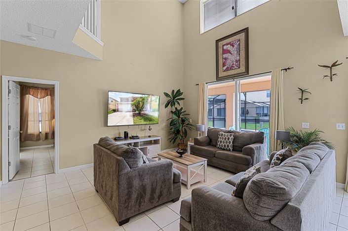 Image No.7-6 Bed Property for sale