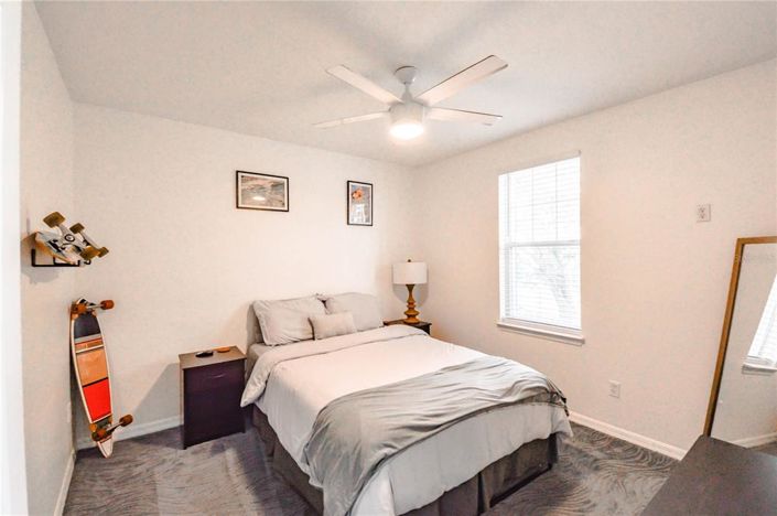 Image No.17-2 Bed Property for sale