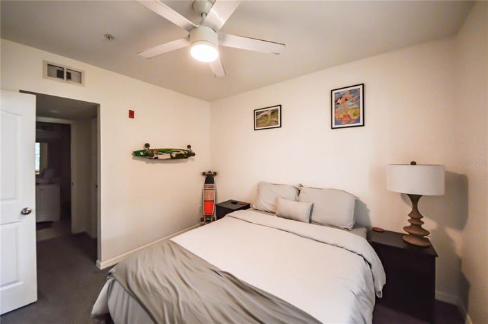 Image No.18-2 Bed Property for sale