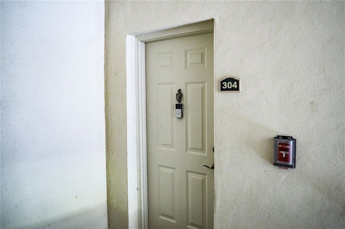 Image No.23-2 Bed Property for sale