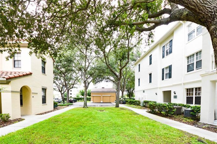 Image No.4-2 Bed Property for sale