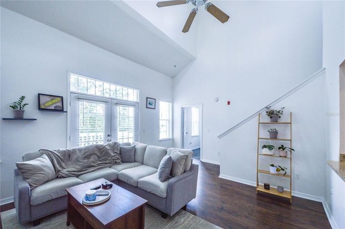 Image No.6-2 Bed Property for sale