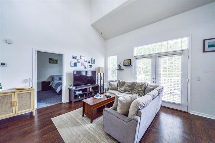 Image No.7-2 Bed Property for sale