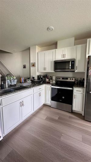 Image No.4-3 Bed Townhouse for sale