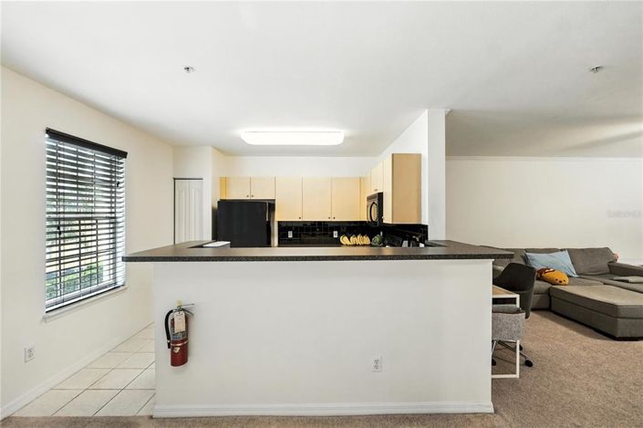 Image No.12-3 Bed Property for sale