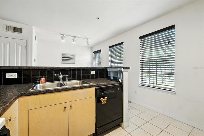 Image No.16-3 Bed Property for sale