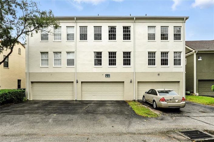 Image No.30-3 Bed Property for sale