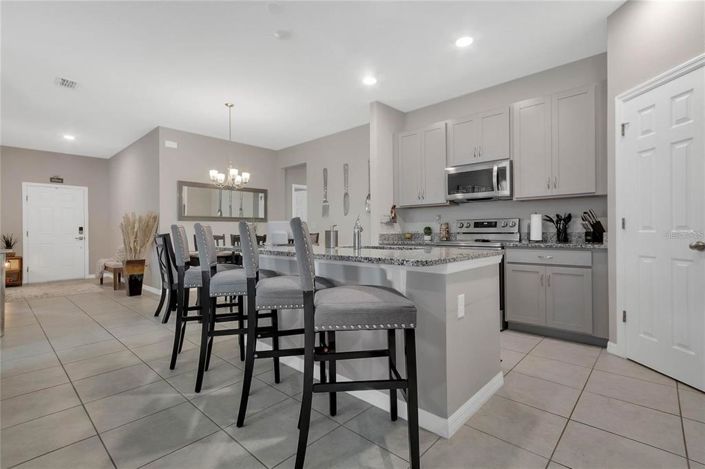 Image No.4-4 Bed Property for sale