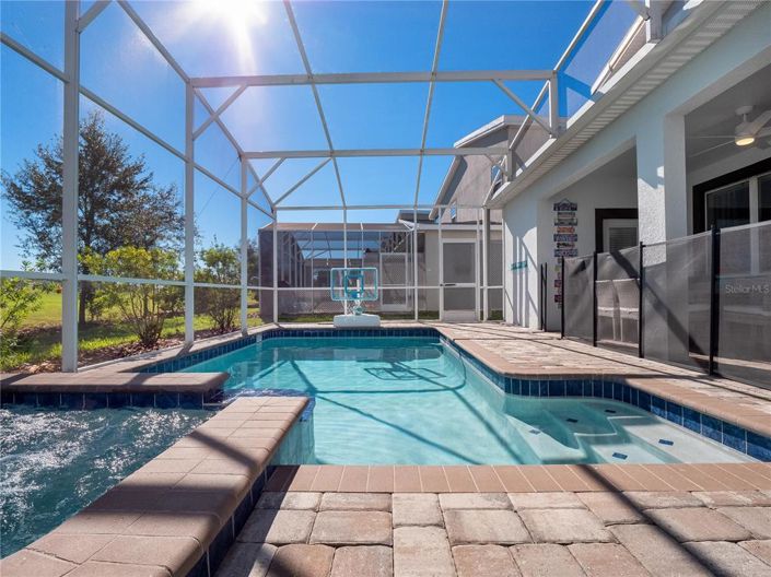 Image No.45-6 Bed Property for sale