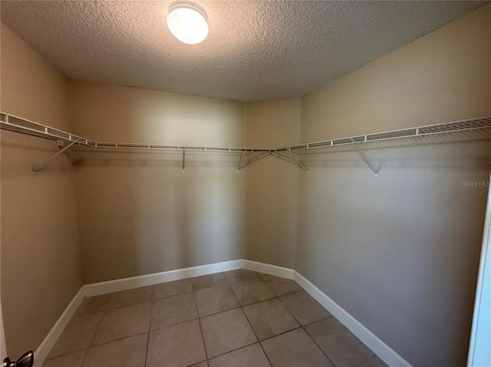 Image No.11-4 Bed Property for sale