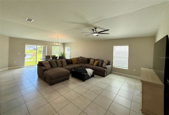 Image No.3-4 Bed Property for sale