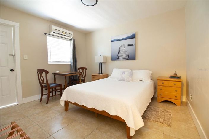 Image No.10-4 Bed Property for sale