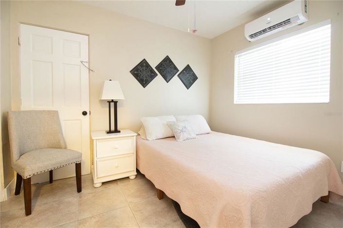 Image No.14-4 Bed Property for sale