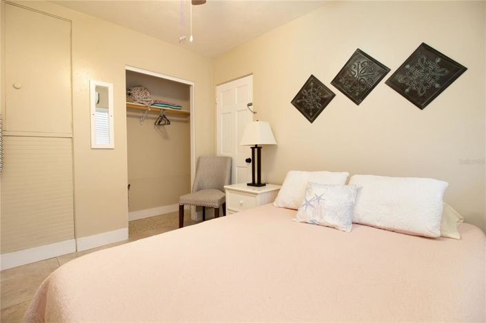 Image No.15-4 Bed Property for sale