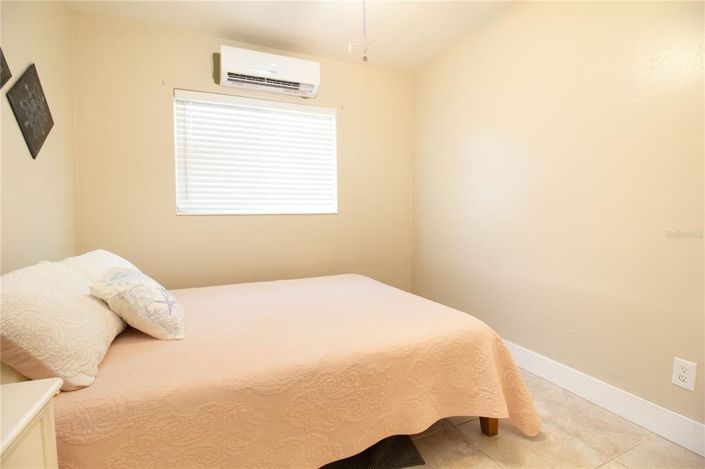 Image No.16-4 Bed Property for sale