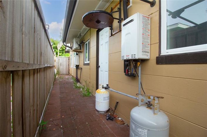 Image No.38-4 Bed Property for sale