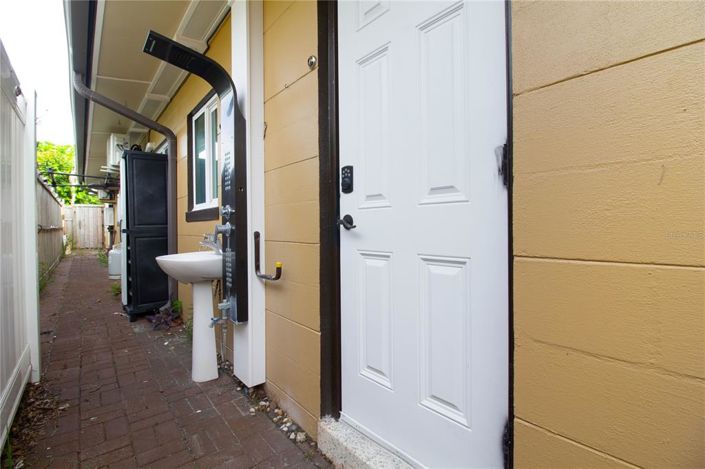 Image No.39-4 Bed Property for sale