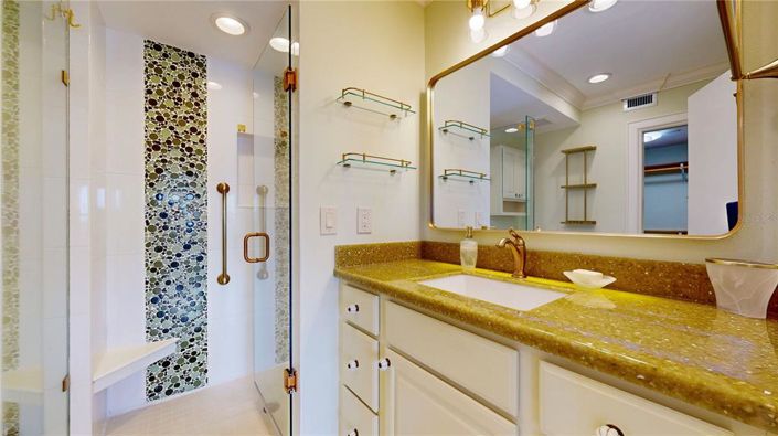 Image No.31-2 Bed Property for sale