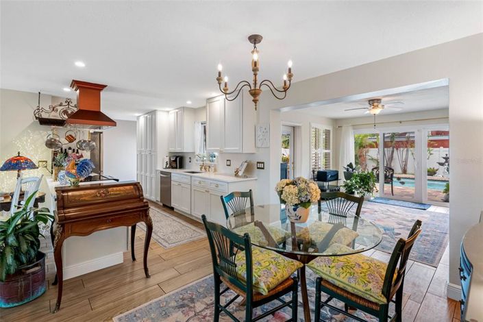 Image No.14-2 Bed Property for sale