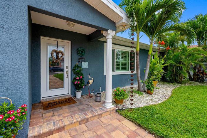 Image No.2-2 Bed Property for sale