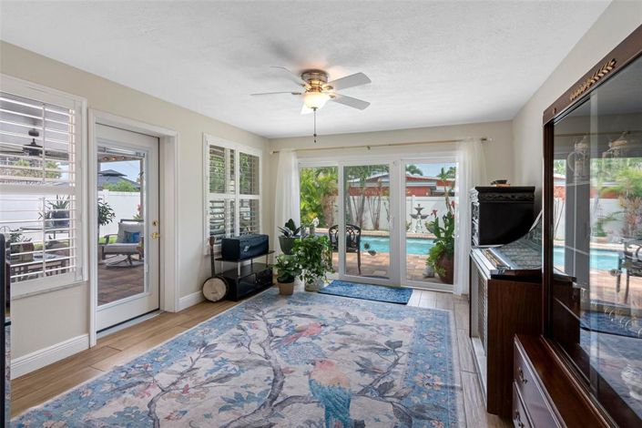 Image No.24-2 Bed Property for sale