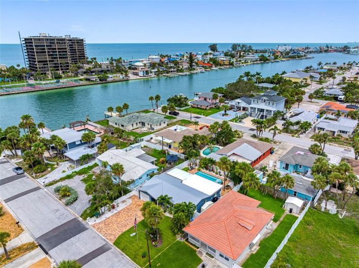 Image No.65-2 Bed Property for sale