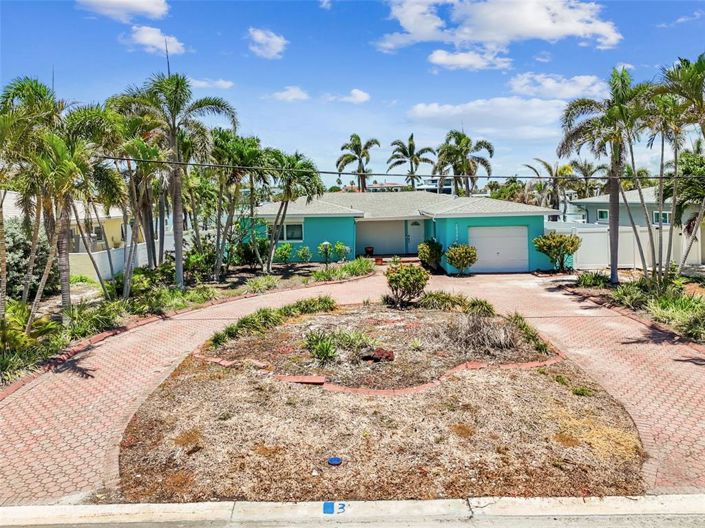 Image No.14-3 Bed Property for sale