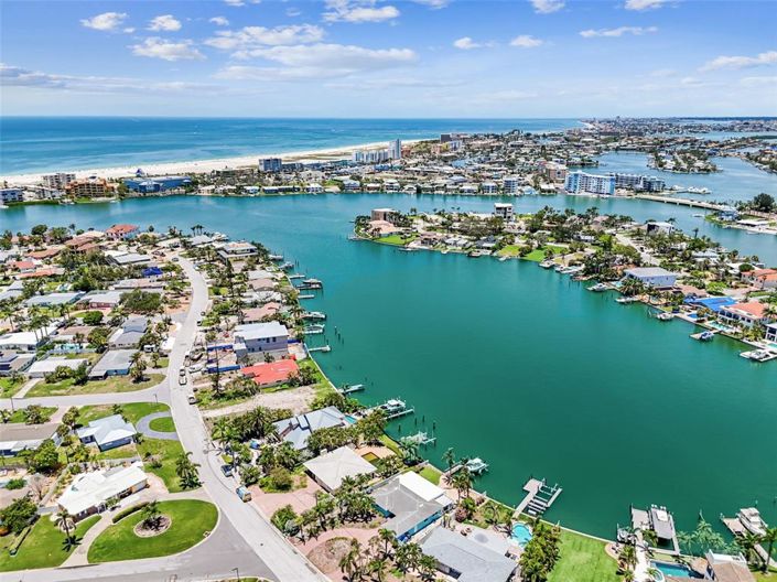 Image No.4-3 Bed Property for sale