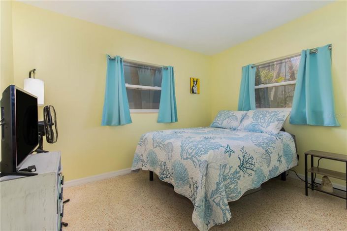 Image No.33-3 Bed Property for sale