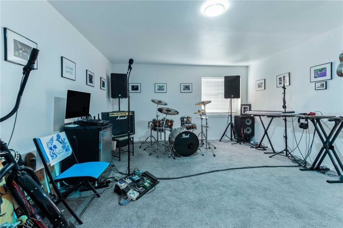 Image No.41-3 Bed Property for sale