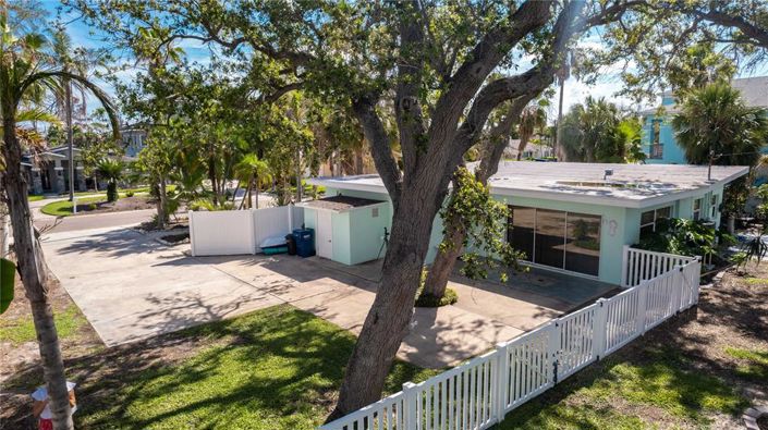 Image No.45-3 Bed Property for sale