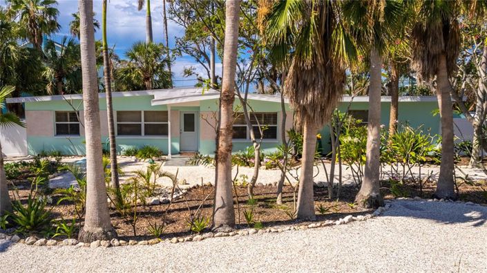 Image No.5-3 Bed Property for sale