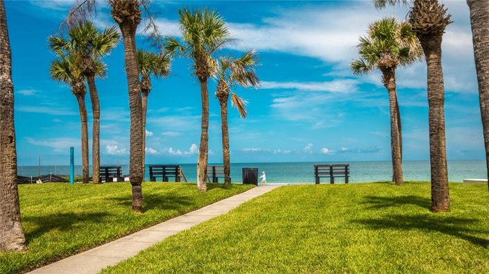 Image No.55-3 Bed Property for sale