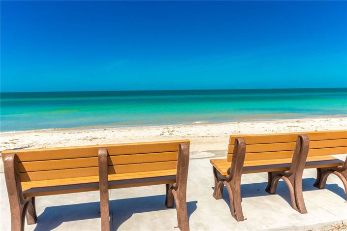 Image No.56-3 Bed Property for sale