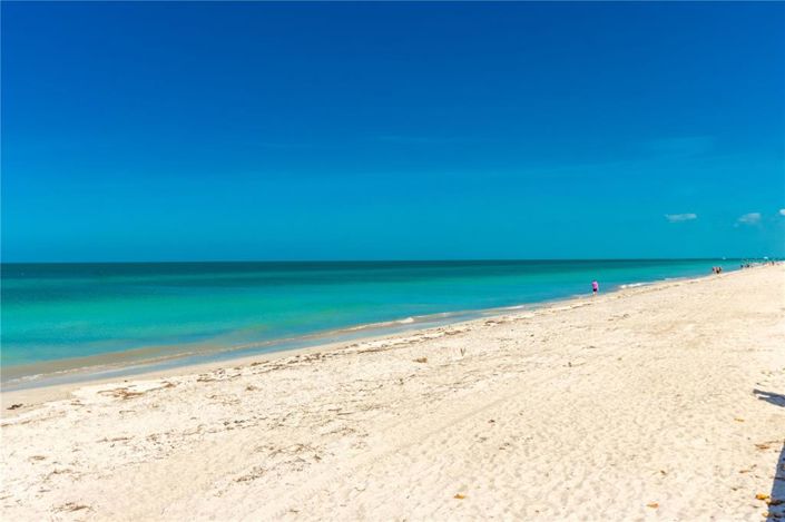 Image No.57-3 Bed Property for sale