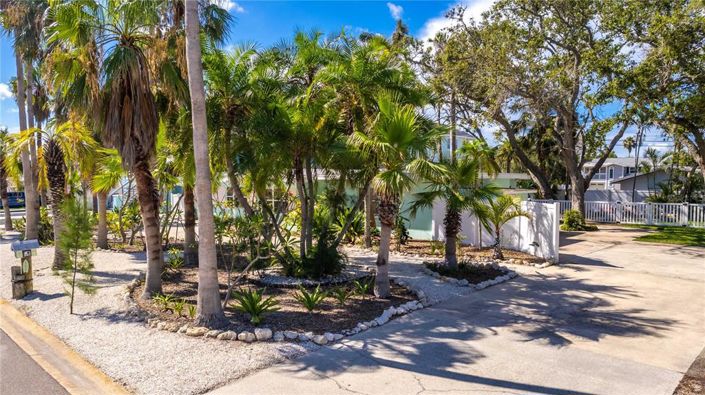 Image No.6-3 Bed Property for sale