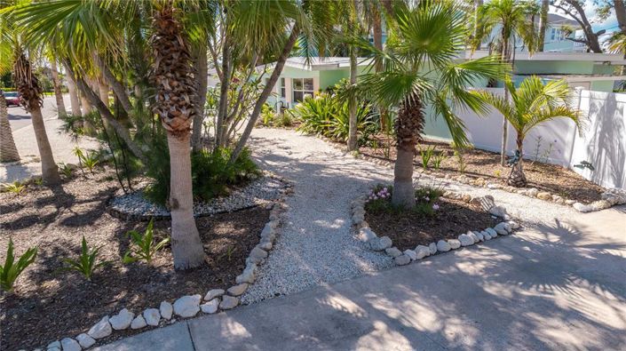 Image No.8-3 Bed Property for sale