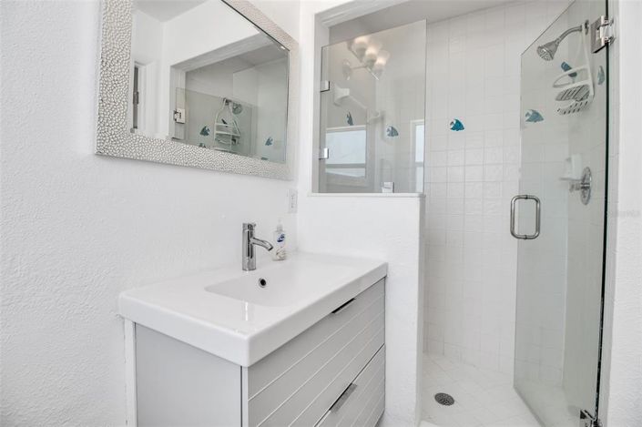 Image No.12-2 Bed Property for sale