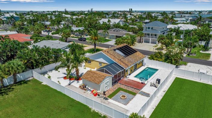 Image No.7-2 Bed Property for sale