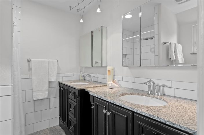 Image No.42-Propriété de 5 chambres à vendre à Floride