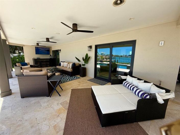 Image No.43-4 Bed Property for sale